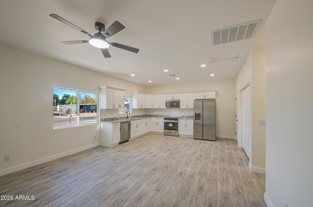 8125 E BONNELL Street, Mesa, AZ 85207
