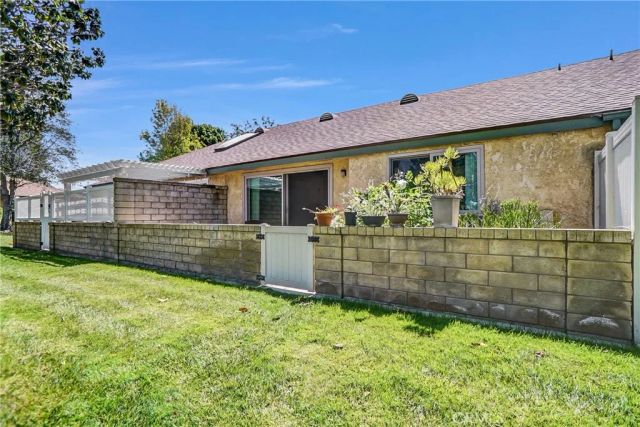 25124 Village 25, Camarillo, CA 93012