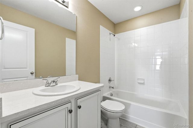 25162 E Cedar Place, Aurora, CO 80018