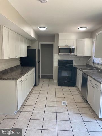 185 HAZELWOOD CIR, Willingboro, NJ 08046