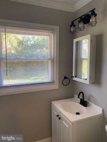 185 HAZELWOOD CIR, Willingboro, NJ 08046