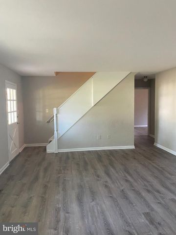 185 HAZELWOOD CIR, Willingboro, NJ 08046