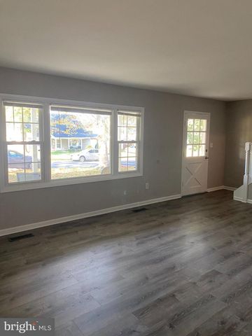 185 HAZELWOOD CIR, Willingboro, NJ 08046