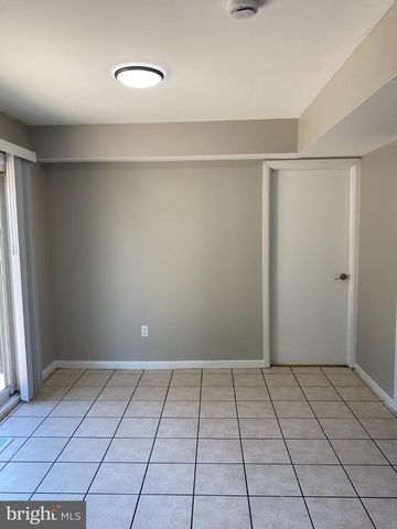 185 HAZELWOOD CIR, Willingboro, NJ 08046
