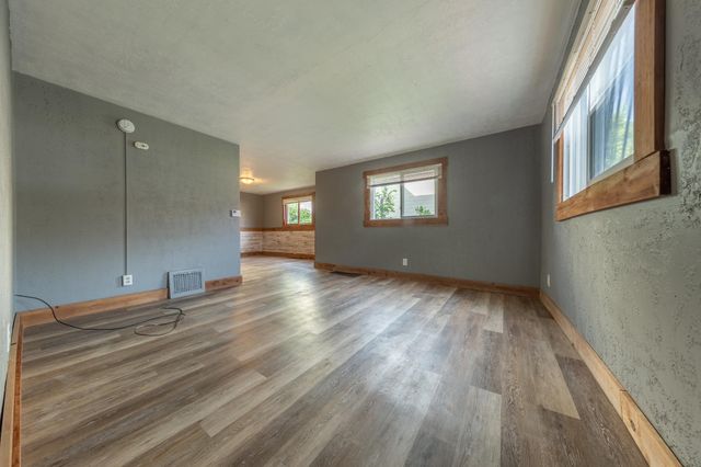 762 Jenks Avenue, Saint Paul, MN 55106