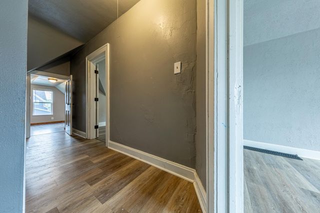 762 Jenks Avenue, Saint Paul, MN 55106