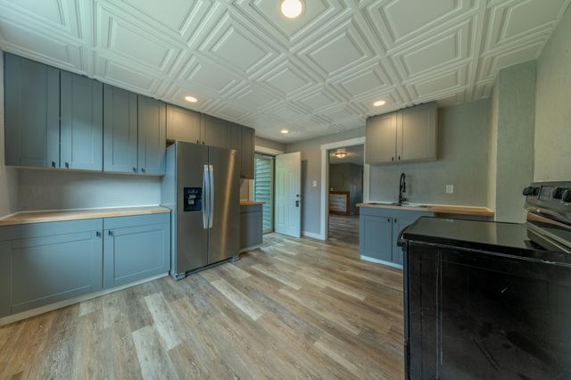 762 Jenks Avenue, Saint Paul, MN 55106