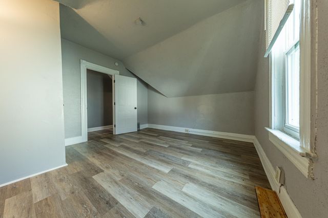 762 Jenks Avenue, Saint Paul, MN 55106