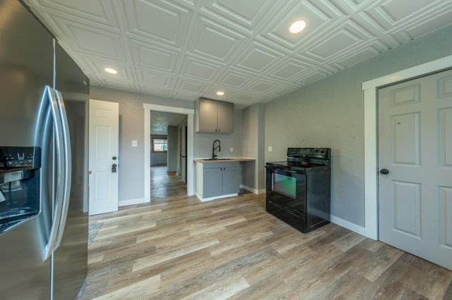 762 Jenks Avenue, Saint Paul, MN 55106