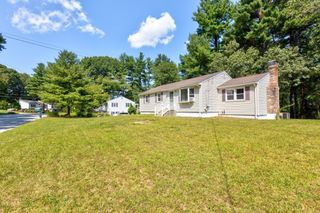 67 Ivy Ln, Northbridge, MA 01588