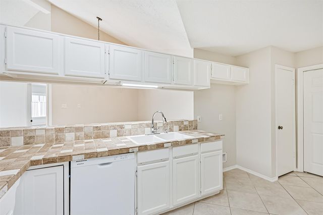 4622 Pecan Grove Drive, Pearland, TX 77584