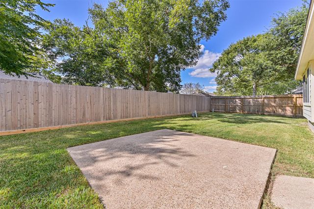 4622 Pecan Grove Drive, Pearland, TX 77584