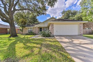 4622 Pecan Grove Drive, Pearland, TX 77584