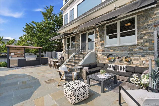 389 Asharoken Avenue, Northport, NY 11768