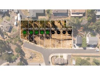2322 W 12TH St 5, The Dalles, OR 97058