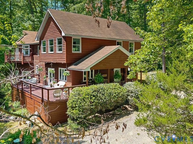 2556 Ridge Rd, Powhatan, VA 23139