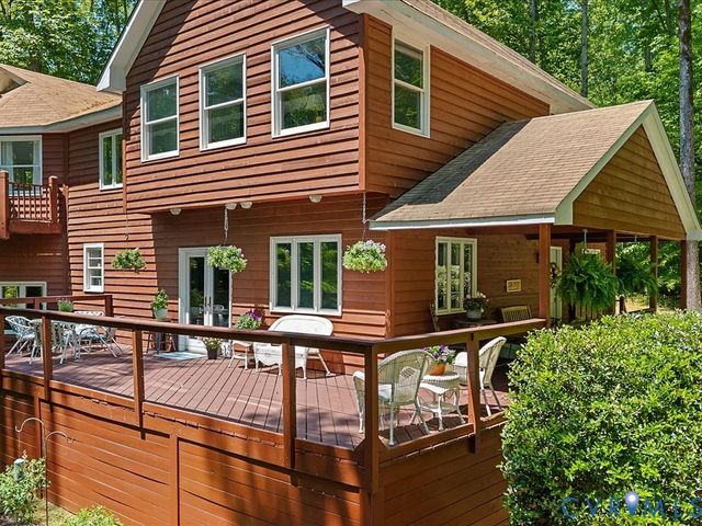 2556 Ridge Rd, Powhatan, VA 23139