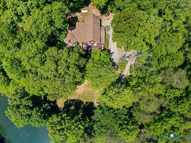 2556 Ridge Rd, Powhatan, VA 23139