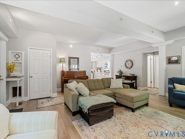 2556 Ridge Rd, Powhatan, VA 23139