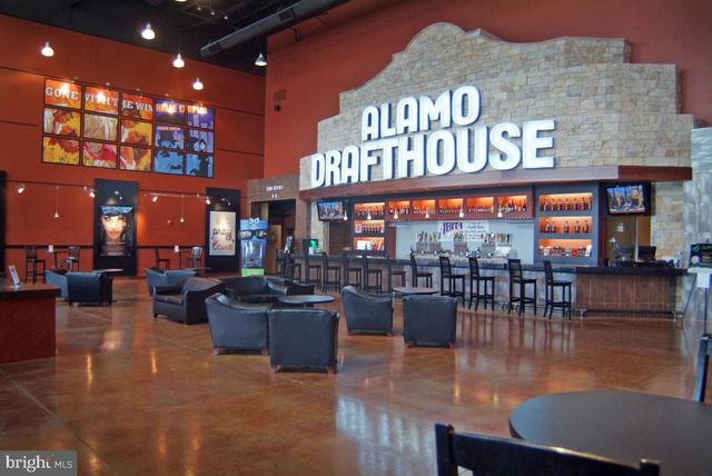 309 W TEVIS ST, Winchester, VA 22601