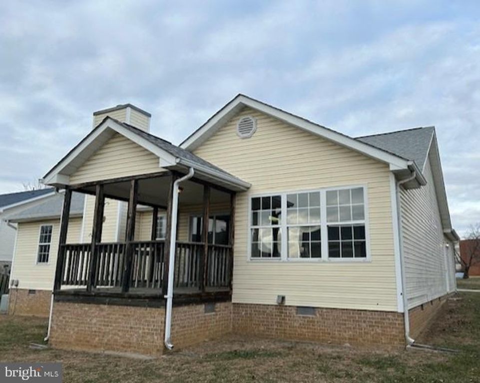 309 W TEVIS ST, Winchester, VA 22601