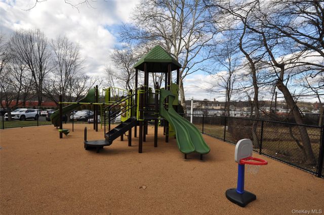 329 Palmer Terrace 1B, Mamaroneck, NY 10543