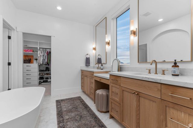 995 N TITAN DR, Lehi, UT 84043