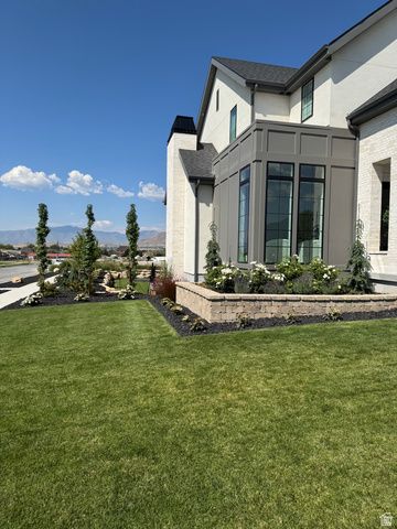 995 N TITAN DR, Lehi, UT 84043