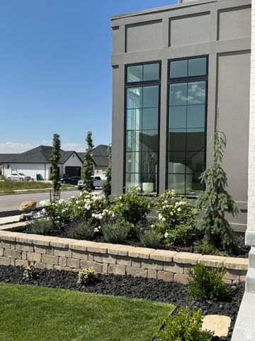 995 N TITAN DR, Lehi, UT 84043