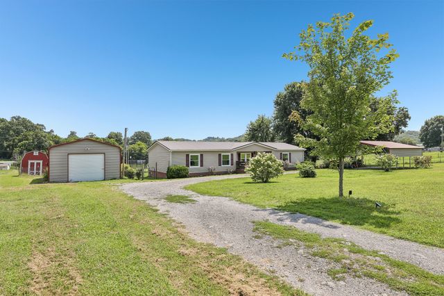 1846 Theta Pike, Columbia, TN 38401