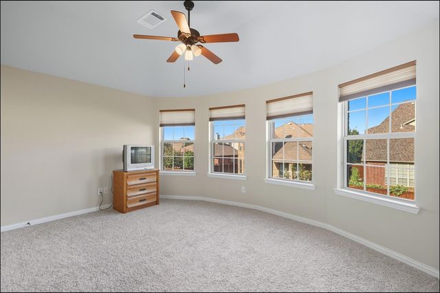 209 Florence Drive, Lewisville, TX 75056