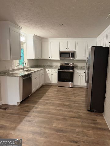 290 Booth Road, Statham, GA 30666