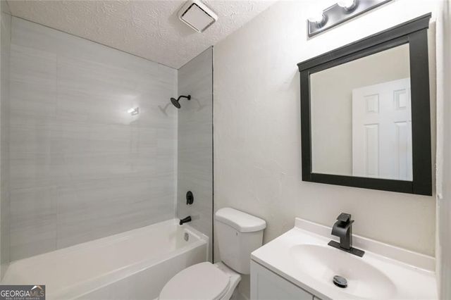 3493 Newberry Trail, Decatur, GA 30034