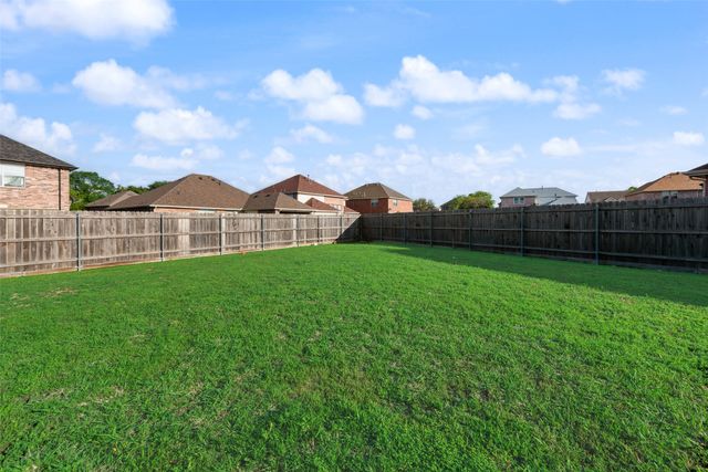 703 Harvest Glen Drive, Cedar Hill, TX 75104