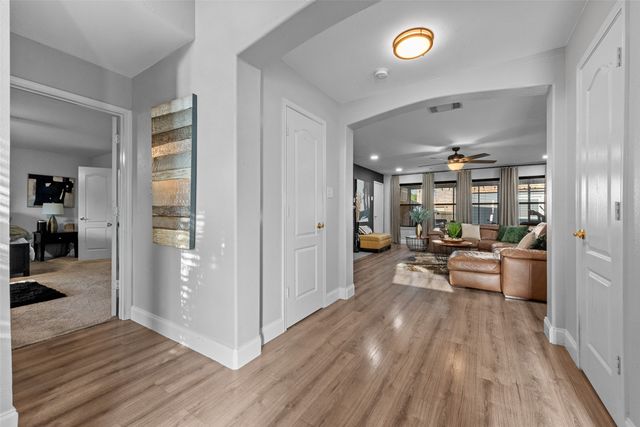 703 Harvest Glen Drive, Cedar Hill, TX 75104