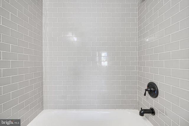213 COLGATE AVE, Baltimore, MD 21222