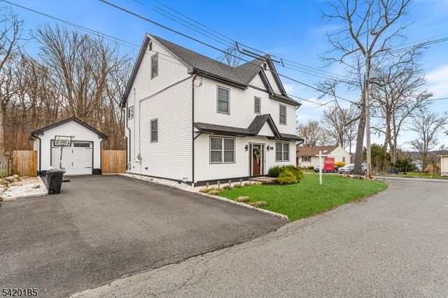 29 Tennis Rd, Jefferson Twp., NJ 07849