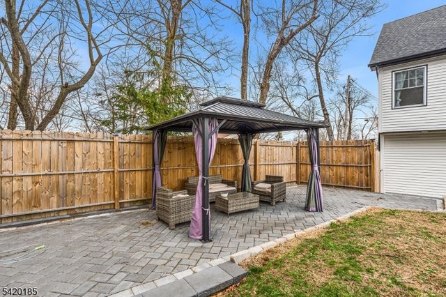 29 Tennis Rd, Jefferson Twp., NJ 07849