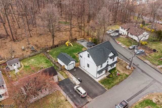 29 Tennis Rd, Jefferson Twp., NJ 07849