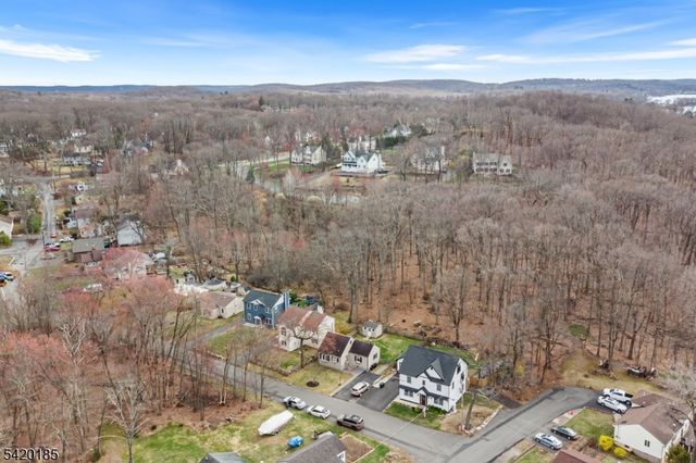 29 Tennis Rd, Jefferson Twp., NJ 07849