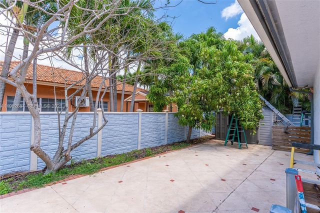 12969 SW 220th Ter, Miami, FL 33170