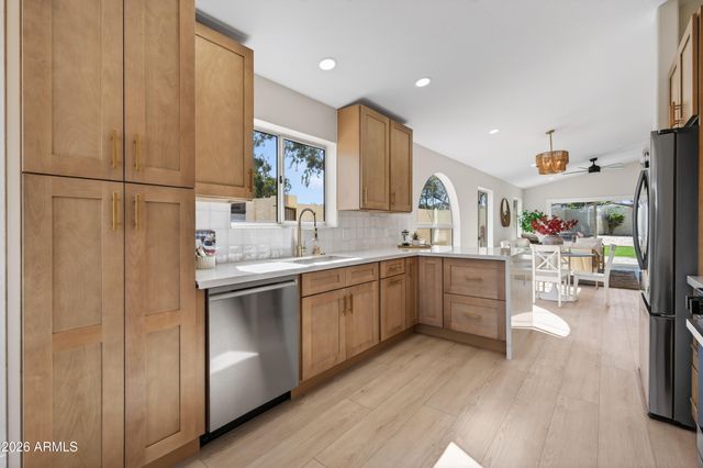 4814 E MONTE Way, Phoenix, AZ 85044