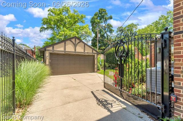 17566 Muirland Street, Detroit, MI 48221