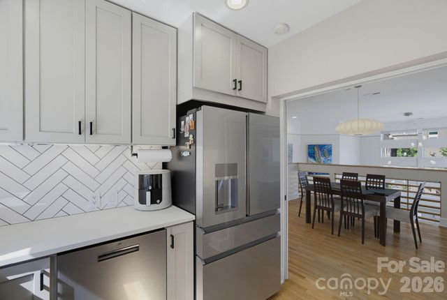 420 Queens Road 10, Charlotte, NC 28207