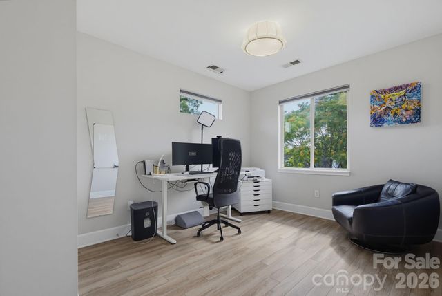 420 Queens Road 10, Charlotte, NC 28207