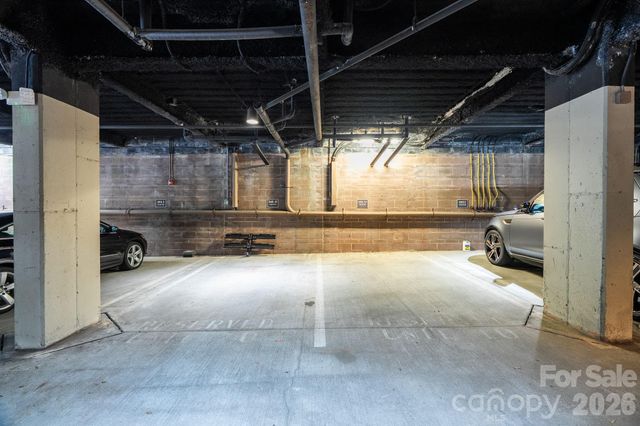 420 Queens Road 10, Charlotte, NC 28207