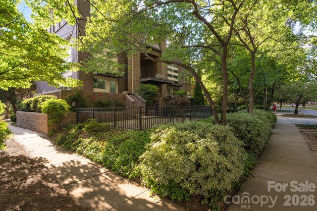 420 Queens Road 10, Charlotte, NC 28207