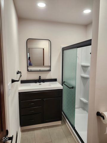 5608 CARROLLTON Avenue, Indianapolis, IN 46220