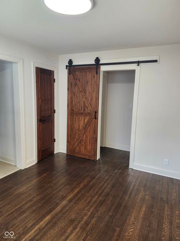 5608 CARROLLTON Avenue, Indianapolis, IN 46220