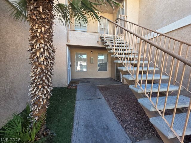 1830 North Pecos Road 126, Las Vegas, NV 89115